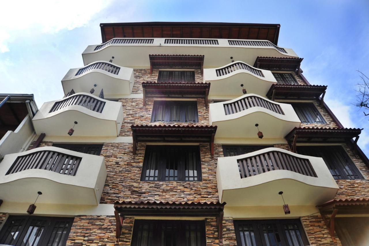 Готель Prestige Court Residencies Dehiwala-Mount Lavinia Екстер'єр фото