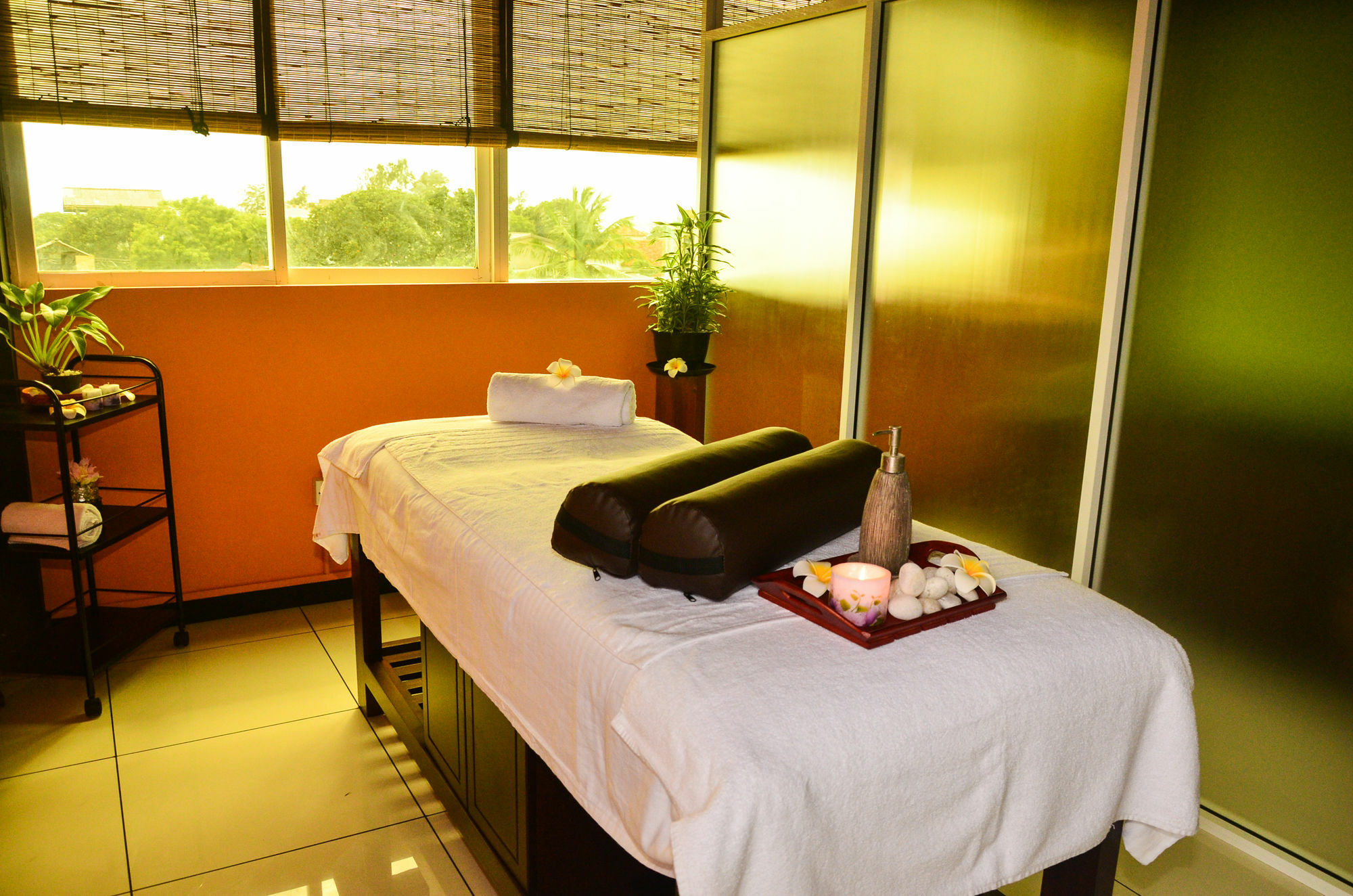 Готель Prestige Court Residencies Dehiwala-Mount Lavinia Екстер'єр фото