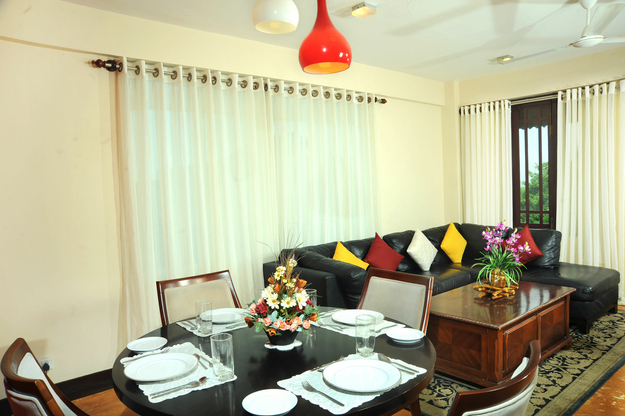 Готель Prestige Court Residencies Dehiwala-Mount Lavinia Екстер'єр фото