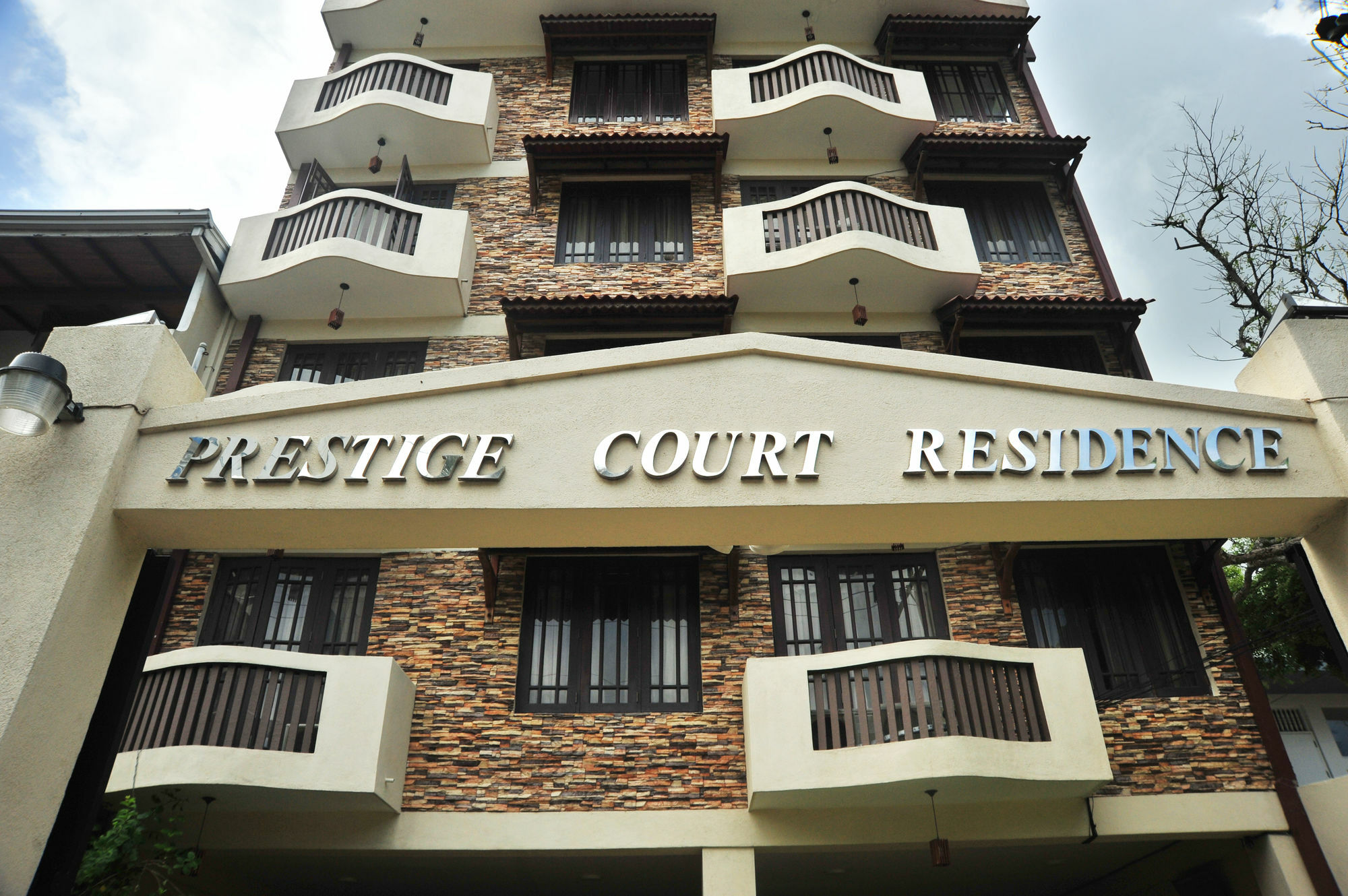 Готель Prestige Court Residencies Dehiwala-Mount Lavinia Екстер'єр фото